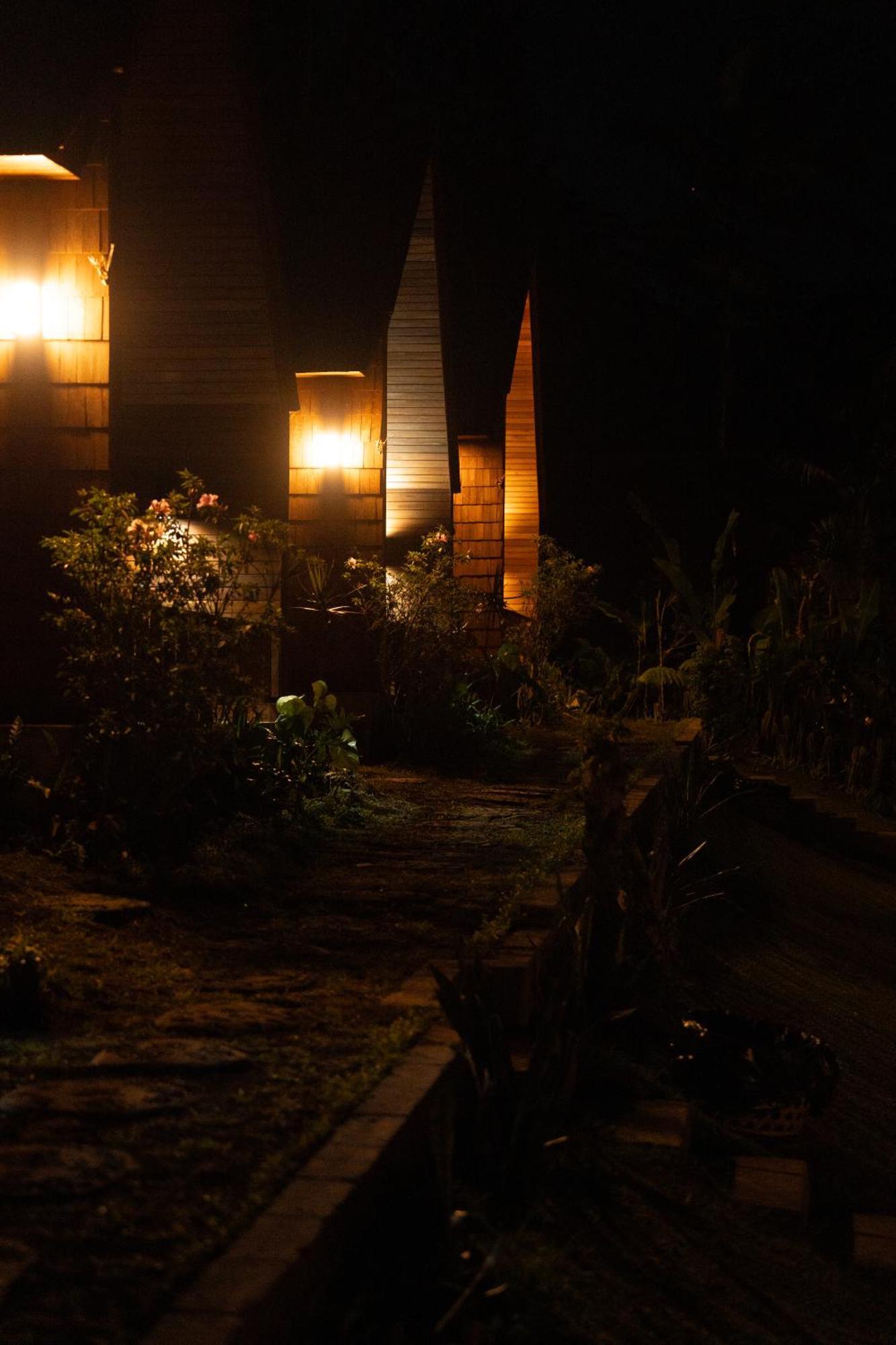 Selemadeg Catu Glamping Bedugulヴィラ エクステリア 写真