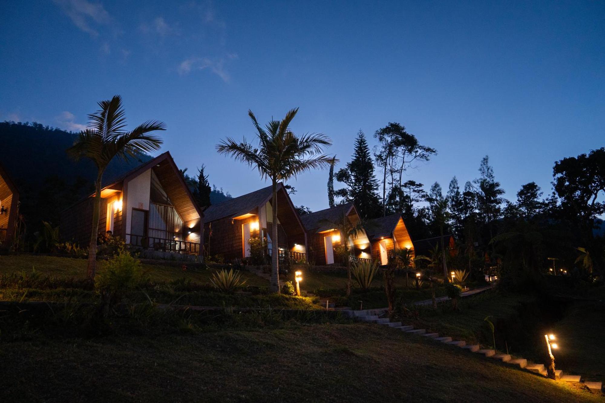Selemadeg Catu Glamping Bedugulヴィラ エクステリア 写真